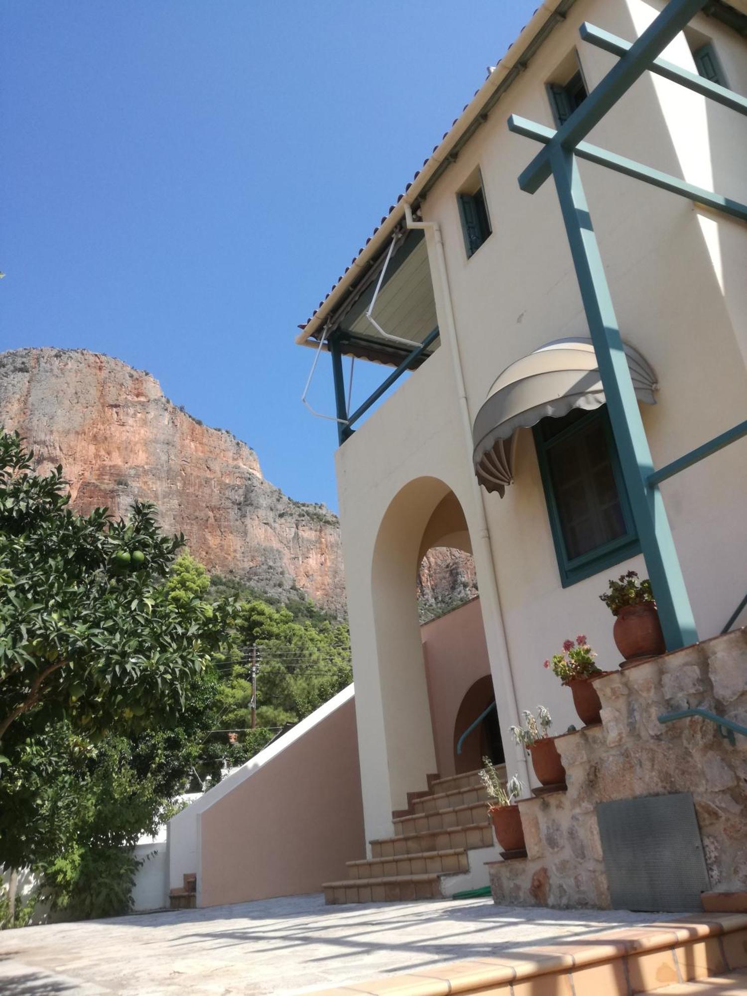 The Valkyries 3 Apartment
